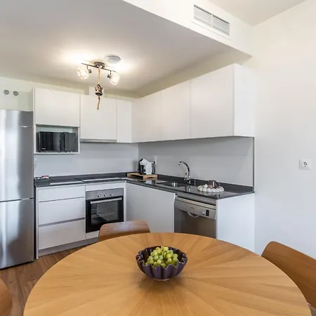 Apartmán Habitat Valle With Pool, Gym & Playground By Downtown Spain