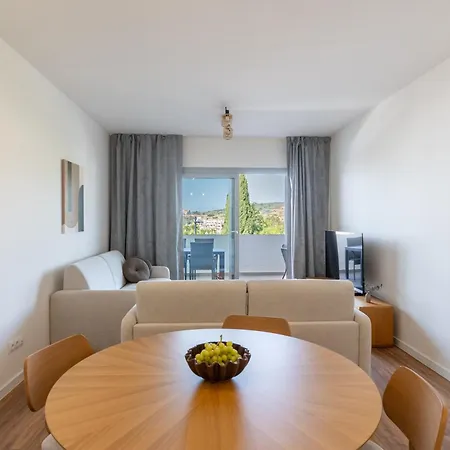 Habitat Valle With Pool, Gym & Playground By Downtown Spain Apartmán
