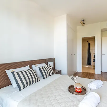 Apartmán Habitat Valle With Pool, Gym & Playground By Downtown Spain Estepona