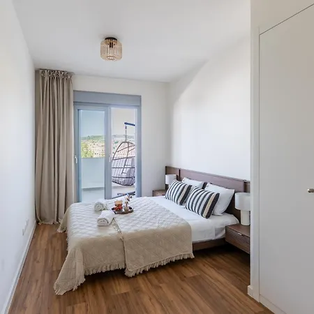 Apartmán Habitat Valle With Pool, Gym & Playground By Downtown Spain *